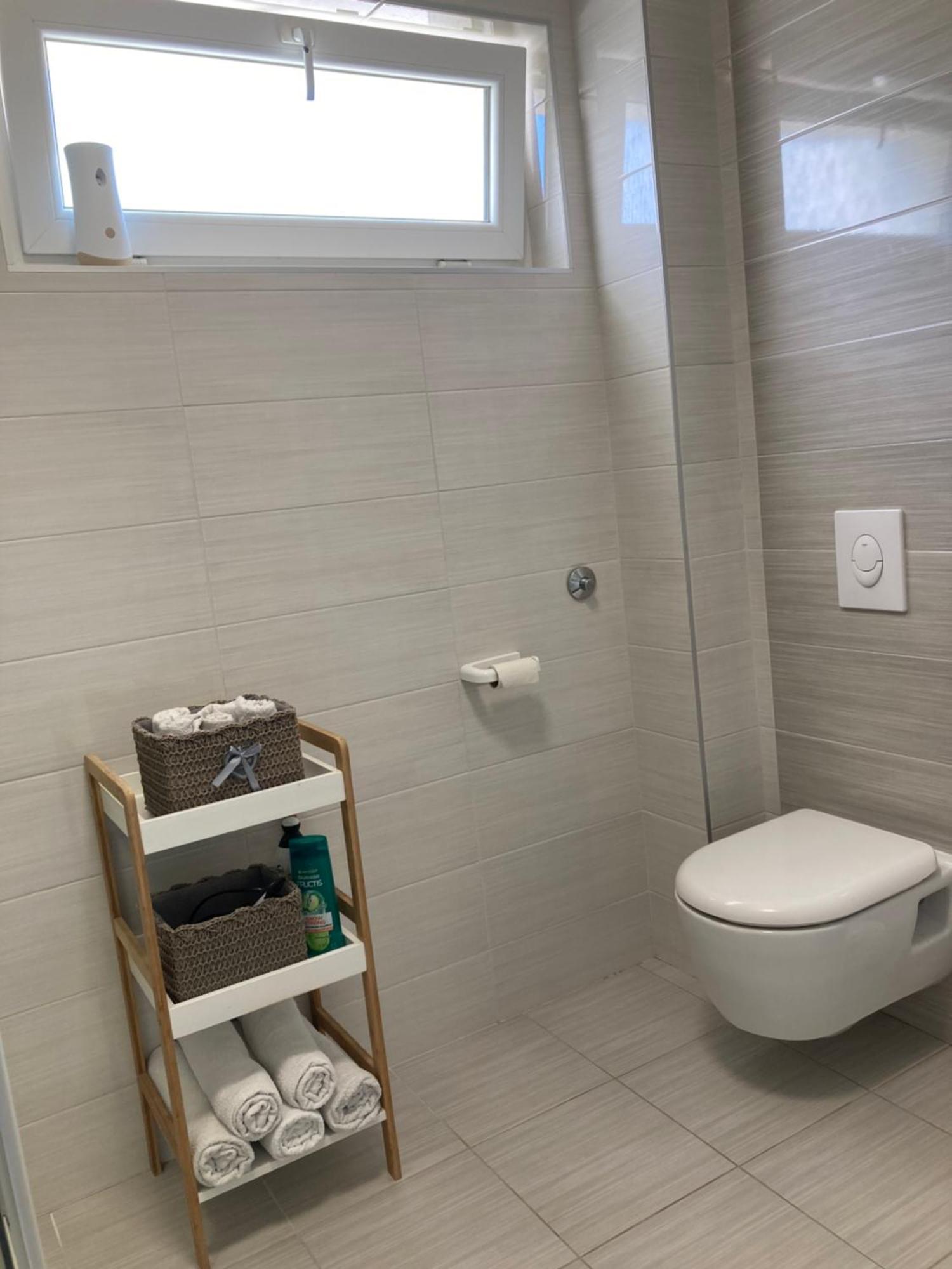 Apartman Sonas With Free Private Parking Karlovac Buitenkant foto