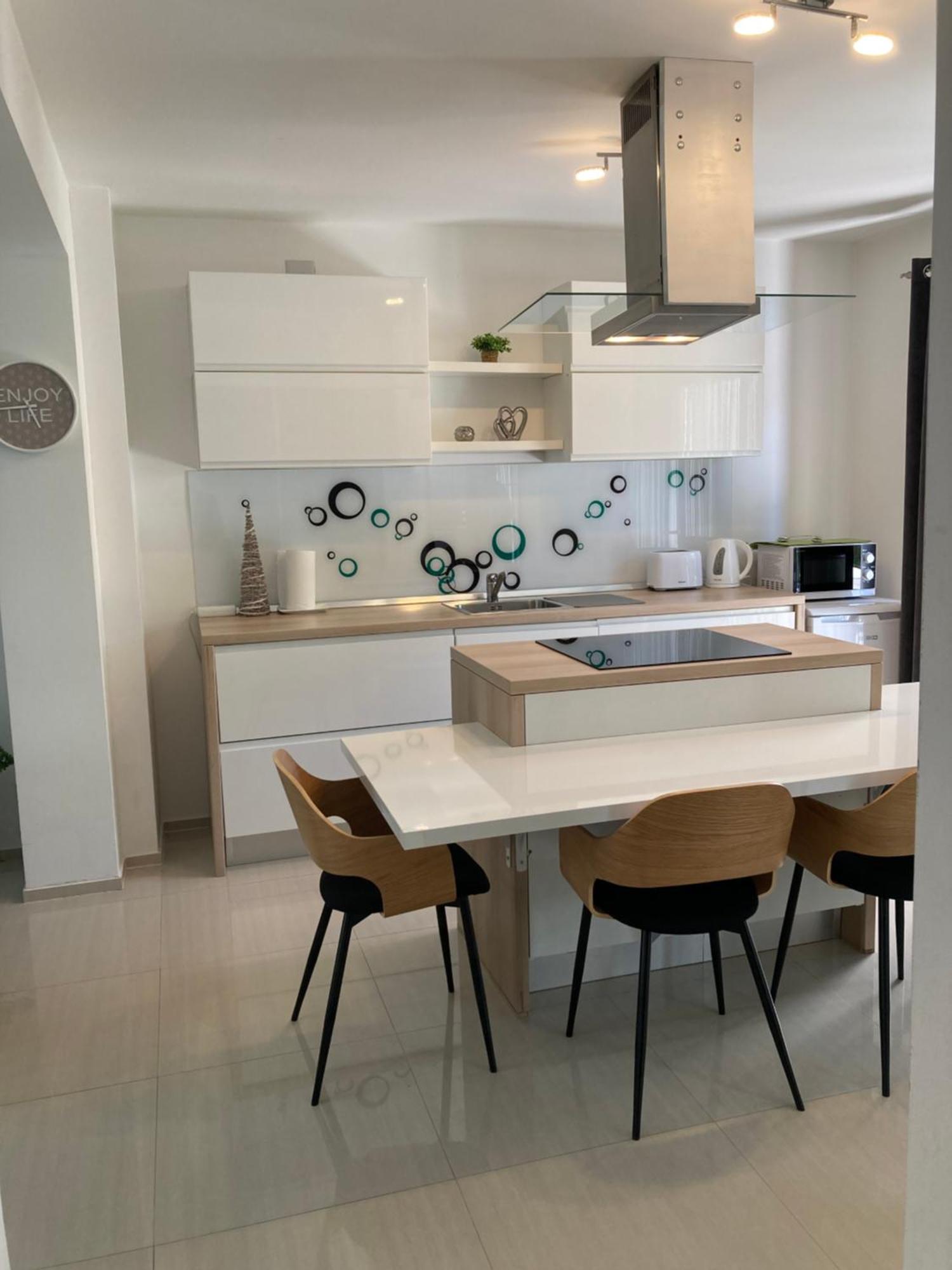 Apartman Sonas With Free Private Parking Karlovac Buitenkant foto